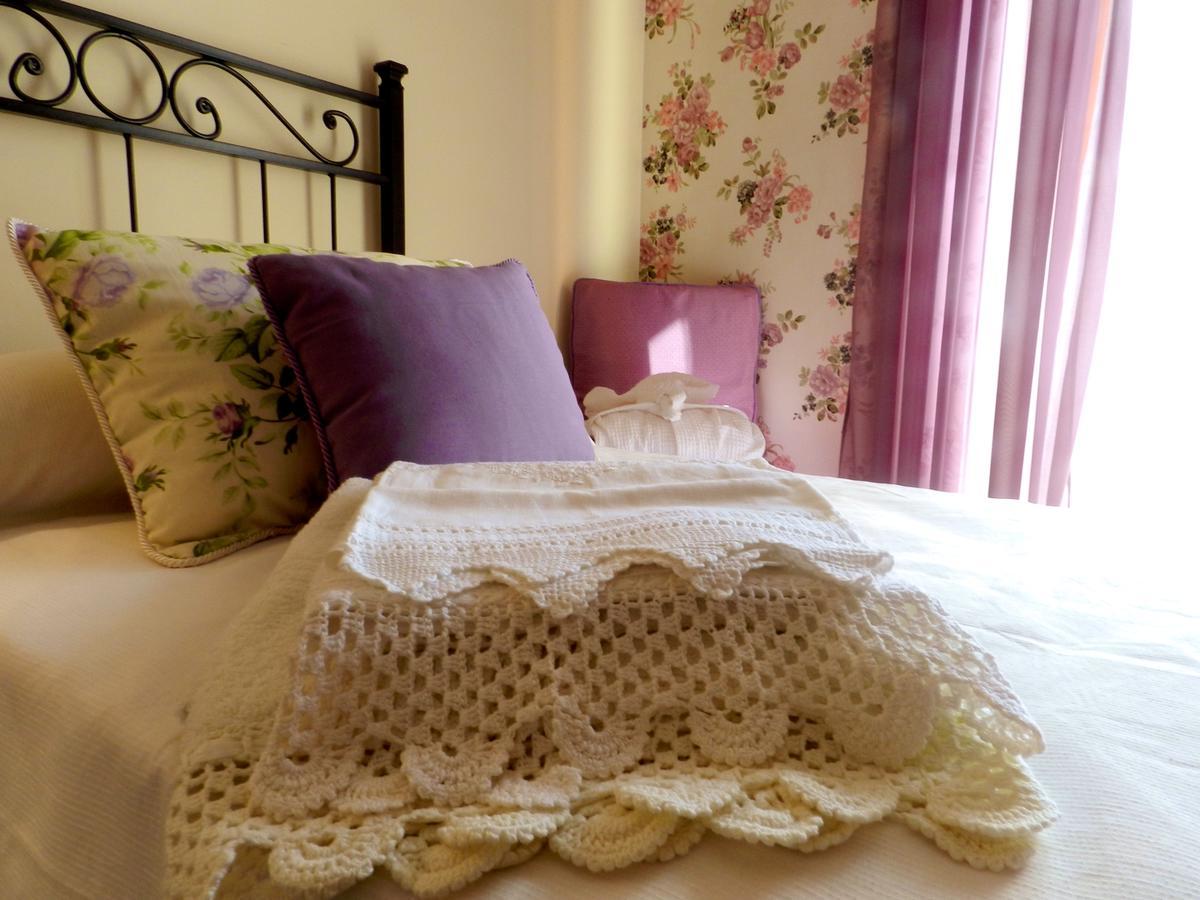 La Scala Fiorita Bed & Breakfast Анани Екстериор снимка
