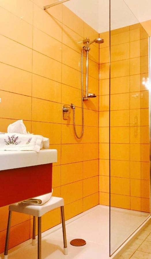 La Scala Fiorita Bed & Breakfast Анани Екстериор снимка